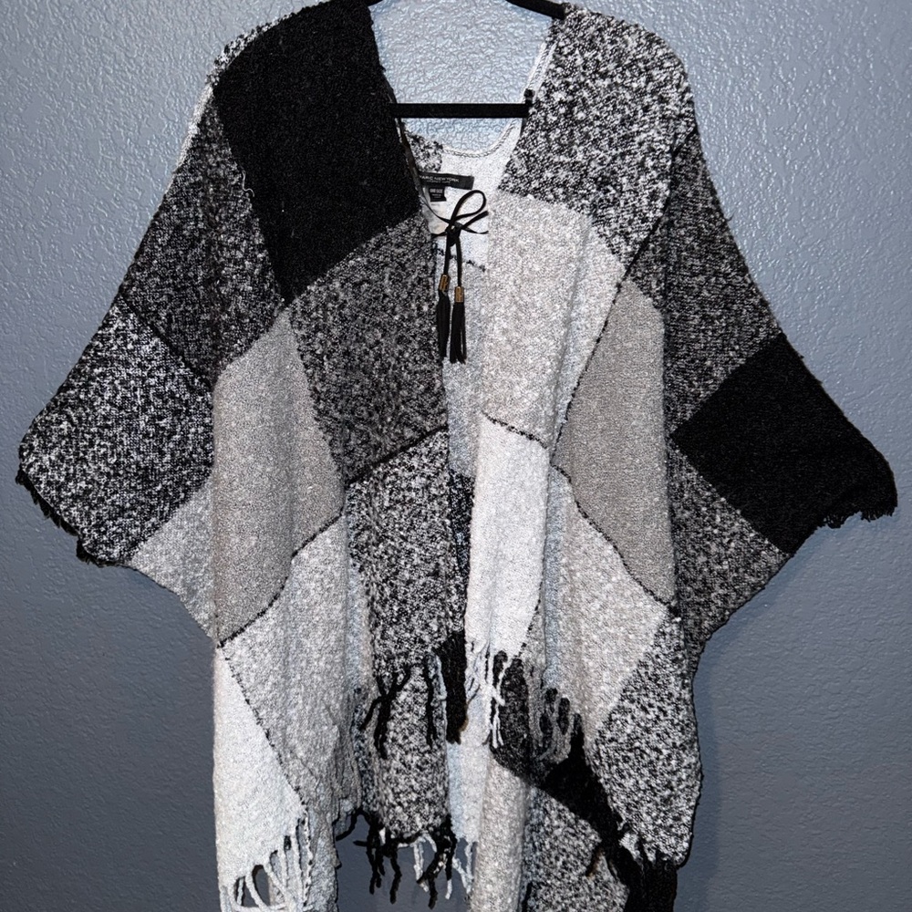 Marc New York Black, Gray & White Patchwork Open-Front Poncho